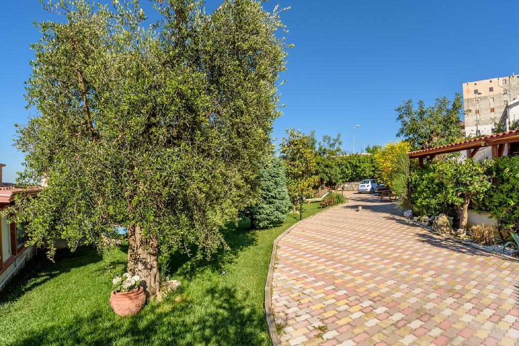 Villa Moreschi Vico Del Gargano Eksteriør billede
