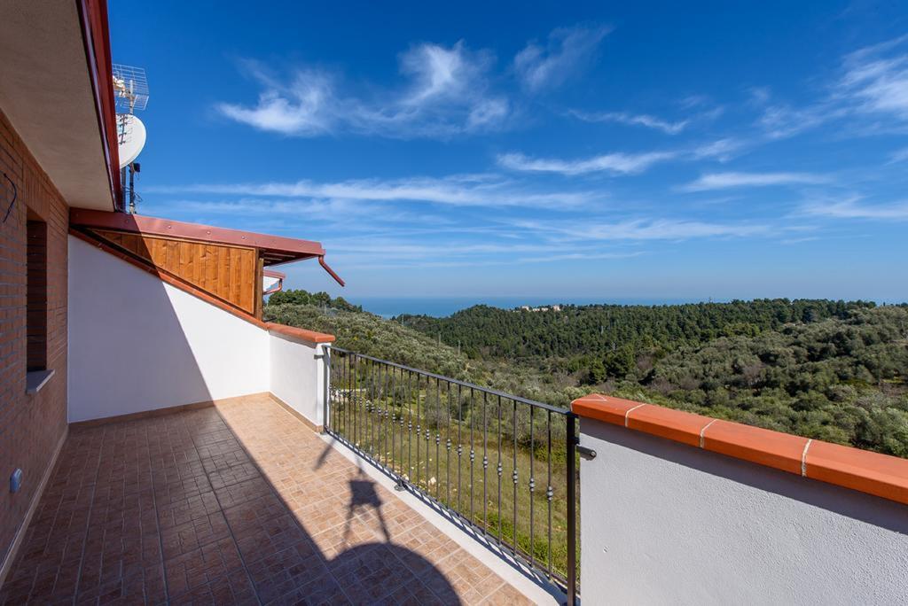 Villa Moreschi Vico Del Gargano Eksteriør billede